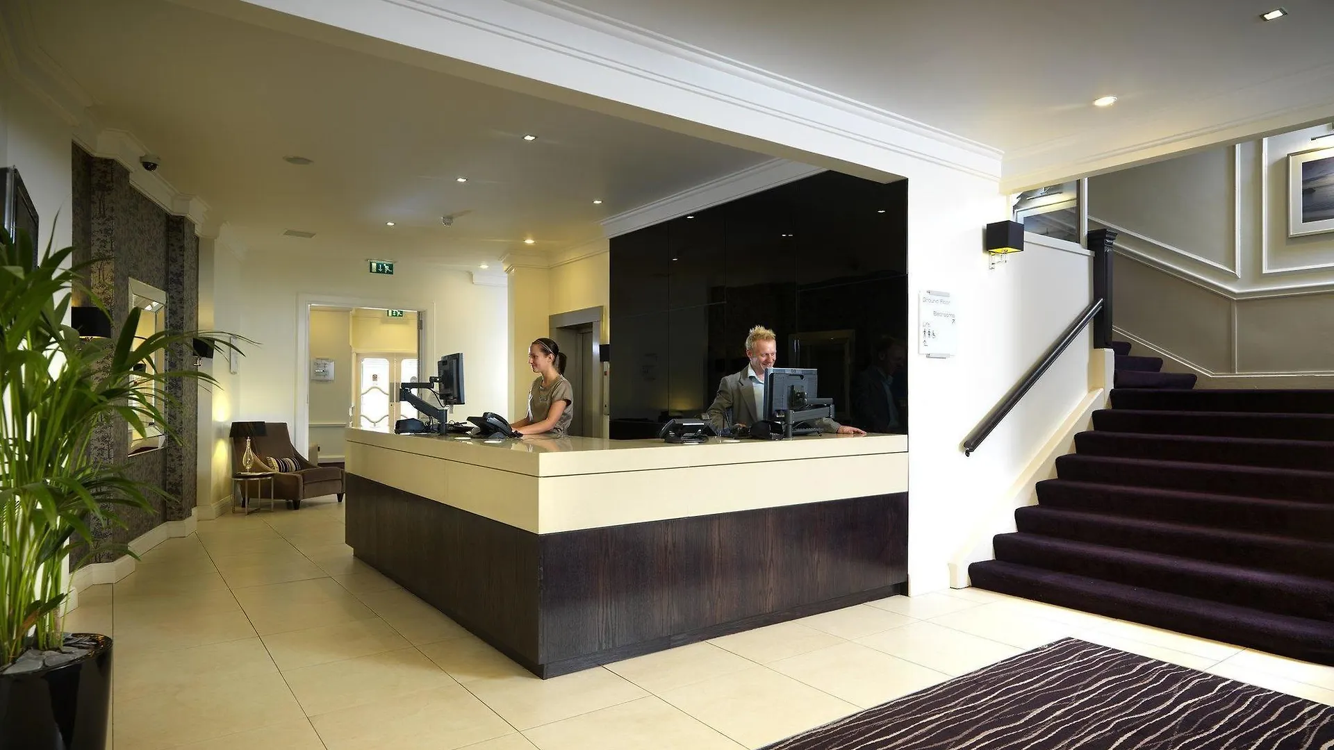 Mercure Aberdeen Caledonian Hotel 4*,  Reino Unido
